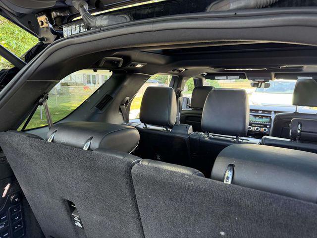 used 2020 Land Rover Discovery car, priced at $24,820