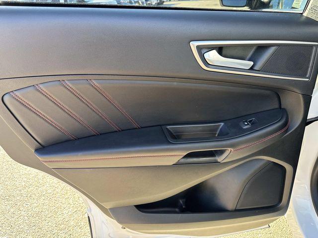 used 2023 Ford Edge car, priced at $27,300