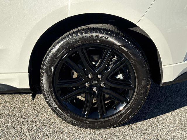 used 2023 Ford Edge car, priced at $27,300