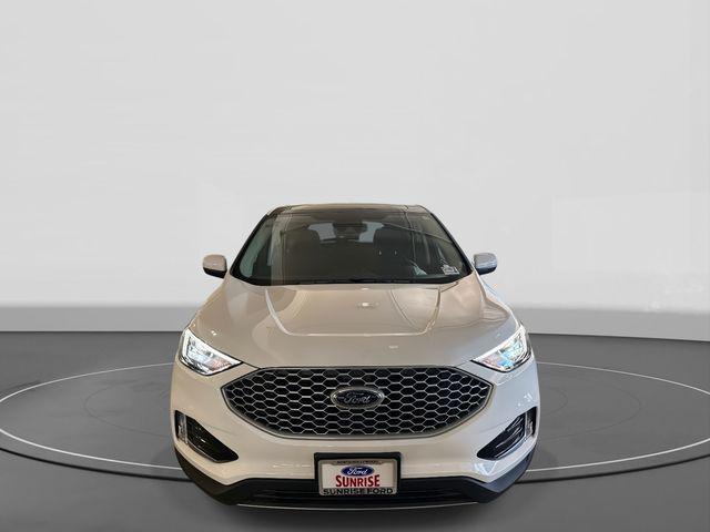 used 2024 Ford Edge car, priced at $32,000