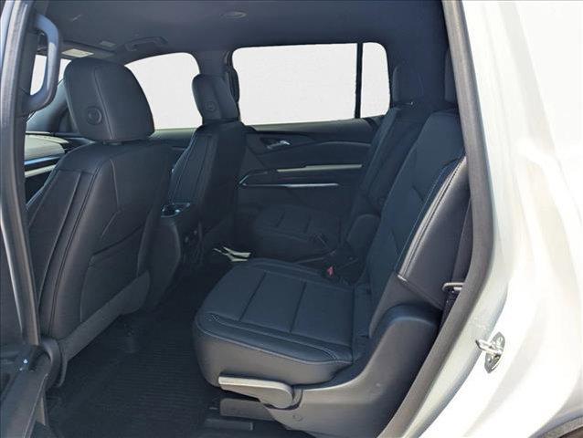 new 2026 Chevrolet Traverse car, priced at $42,495