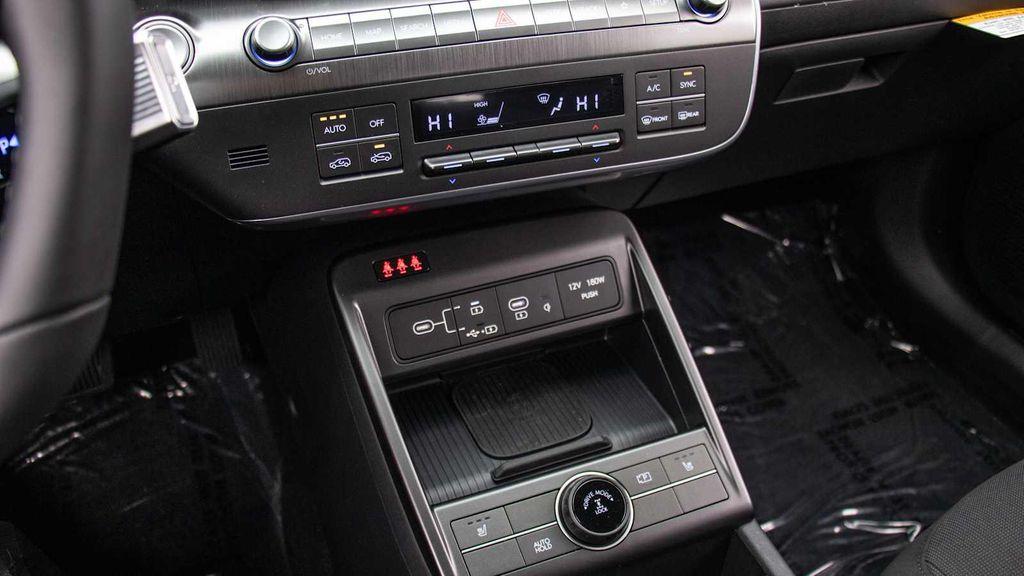 new 2025 Hyundai Kona car, priced at $30,105