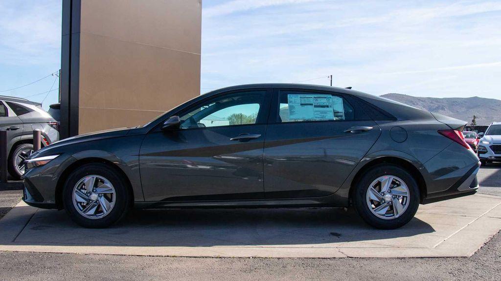 new 2026 Hyundai Elantra car
