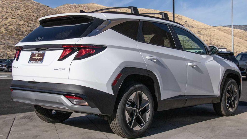 new 2026 Hyundai TUCSON Hybrid car, priced at $36,805