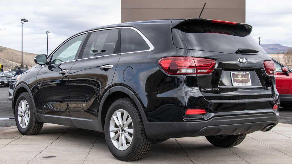 used 2020 Kia Sorento car, priced at $11,550