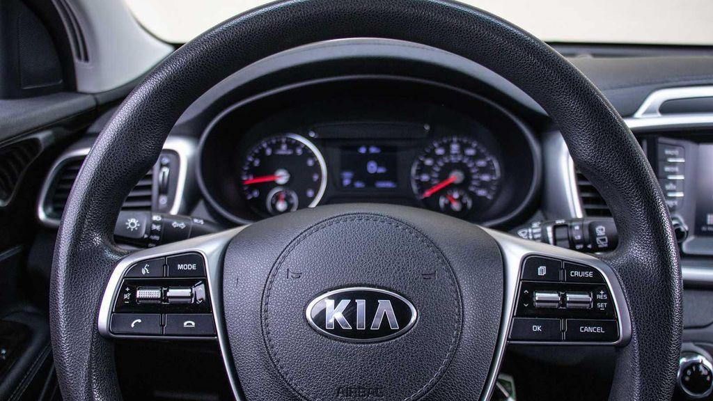 used 2020 Kia Sorento car, priced at $11,550