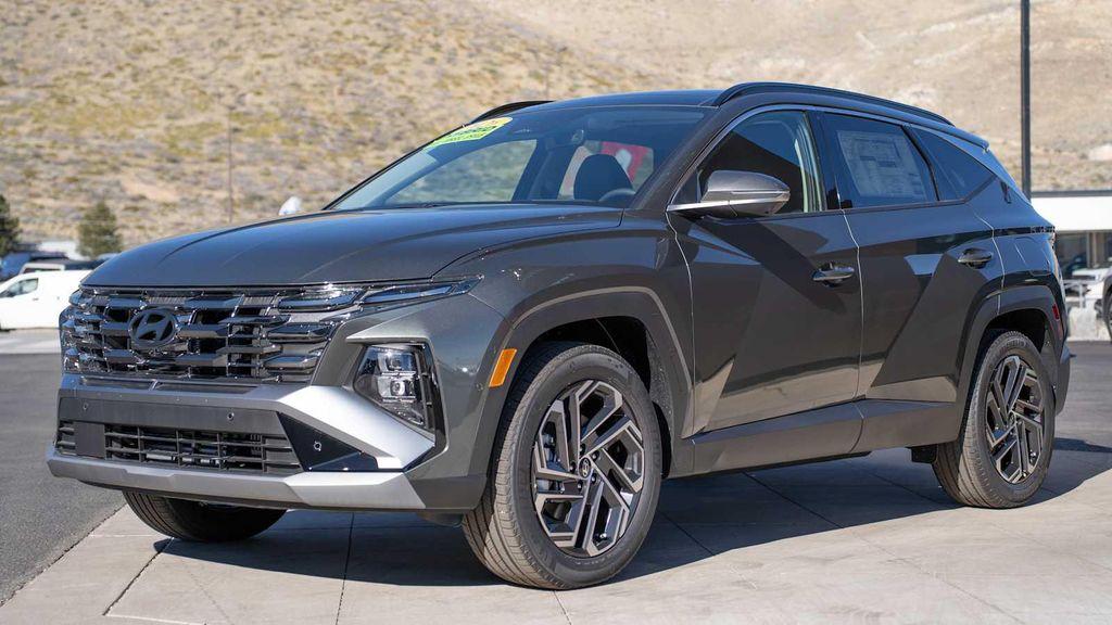new 2026 Hyundai TUCSON Hybrid car