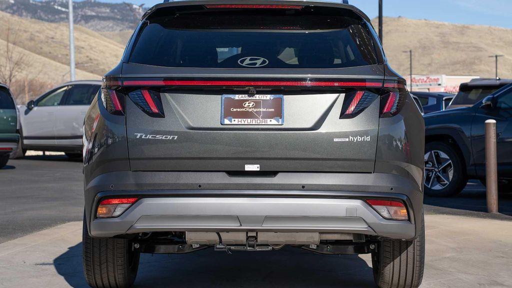 new 2026 Hyundai TUCSON Hybrid car