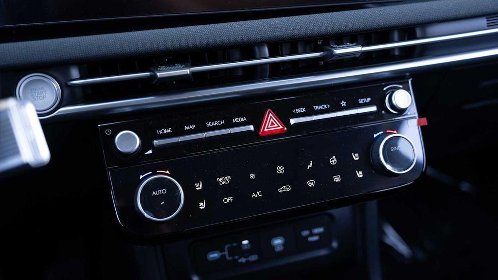 new 2026 Hyundai TUCSON Hybrid car