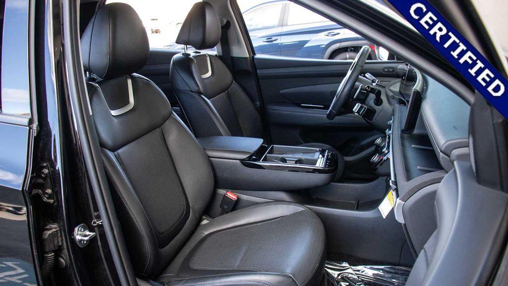 used 2025 Hyundai TUCSON Hybrid car, priced at $37,450