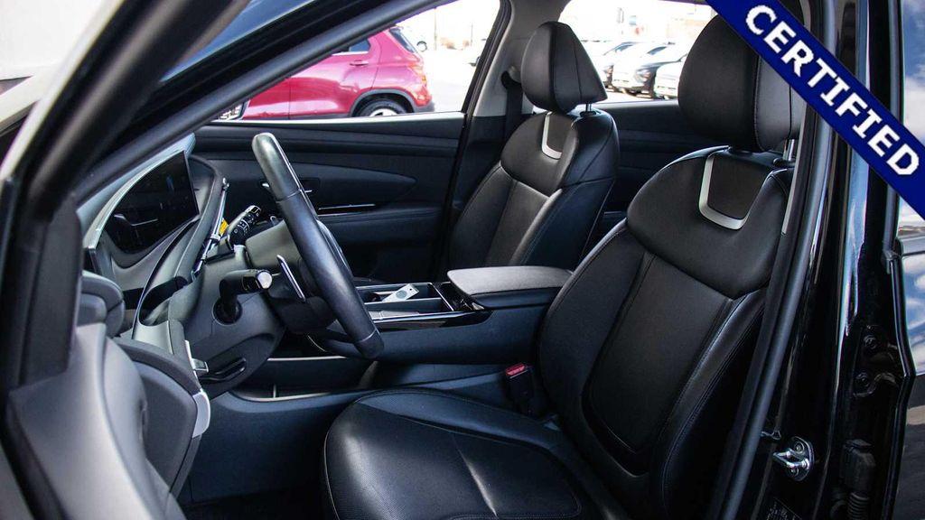 used 2025 Hyundai TUCSON Hybrid car, priced at $37,450