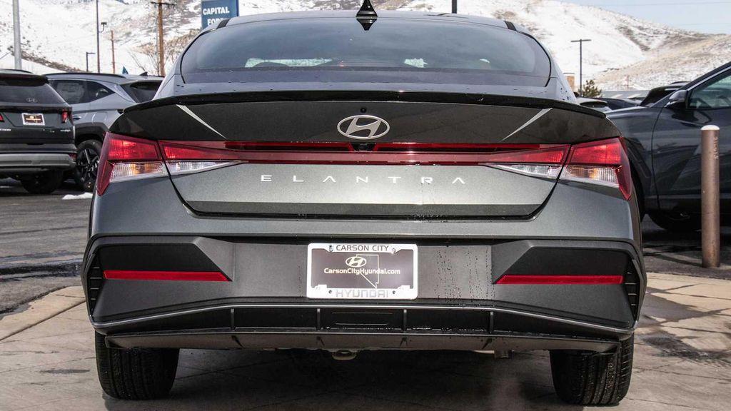 new 2026 Hyundai Elantra car