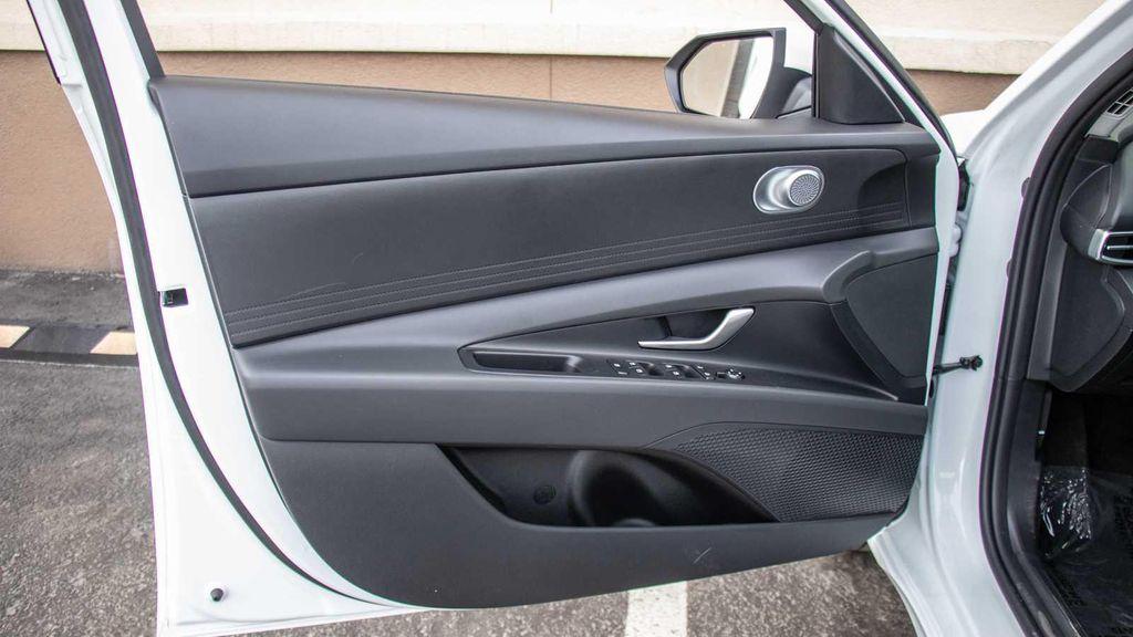 new 2026 Hyundai Elantra car