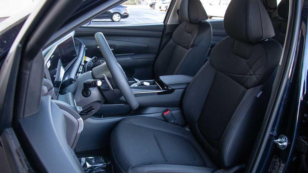 new 2026 Hyundai TUCSON Hybrid car, priced at $34,725