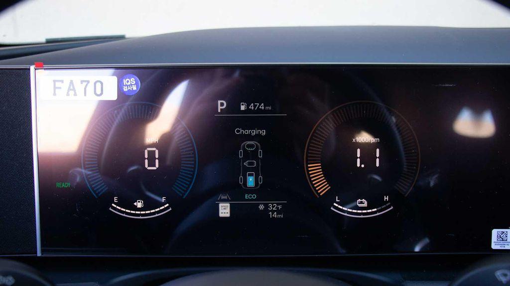 new 2026 Hyundai TUCSON Hybrid car, priced at $34,725