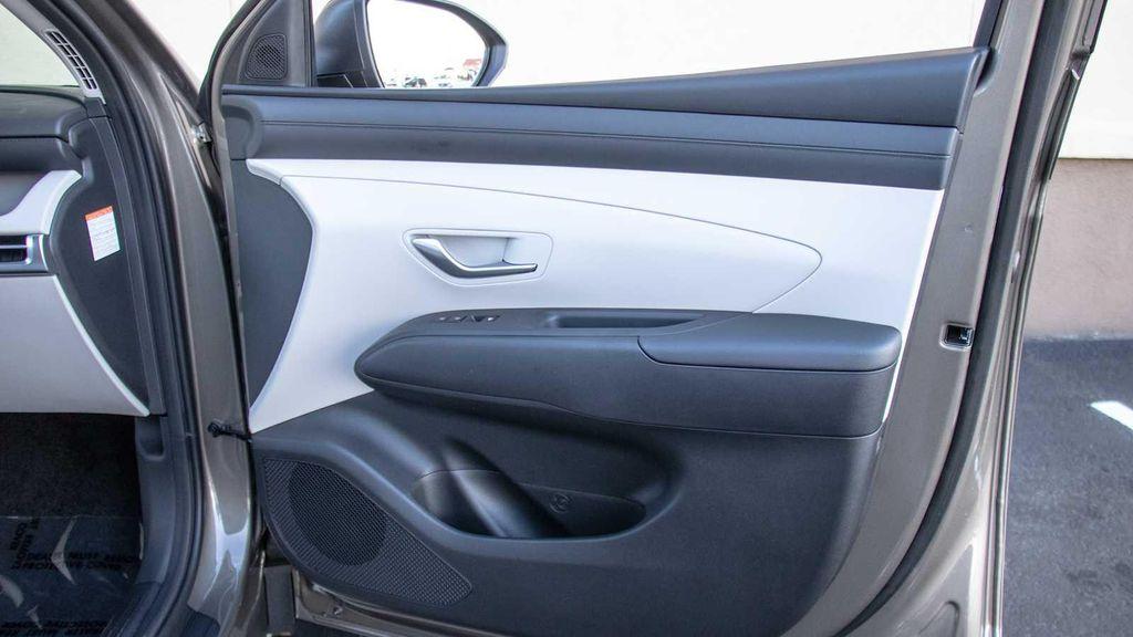 new 2026 Hyundai TUCSON Hybrid car, priced at $34,695