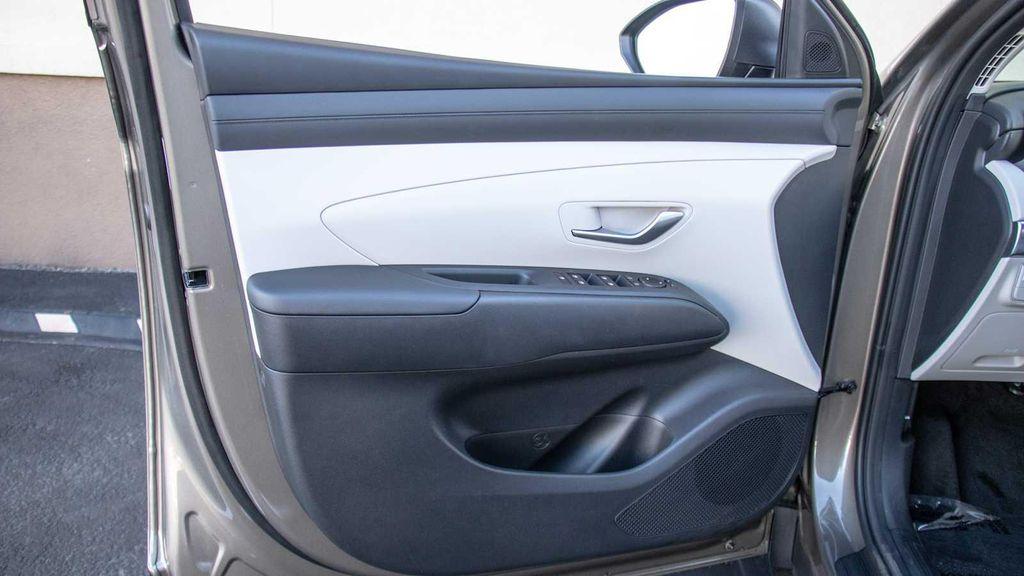 new 2026 Hyundai TUCSON Hybrid car, priced at $34,695