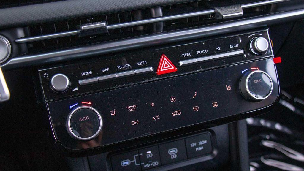 new 2026 Hyundai TUCSON Hybrid car, priced at $36,005