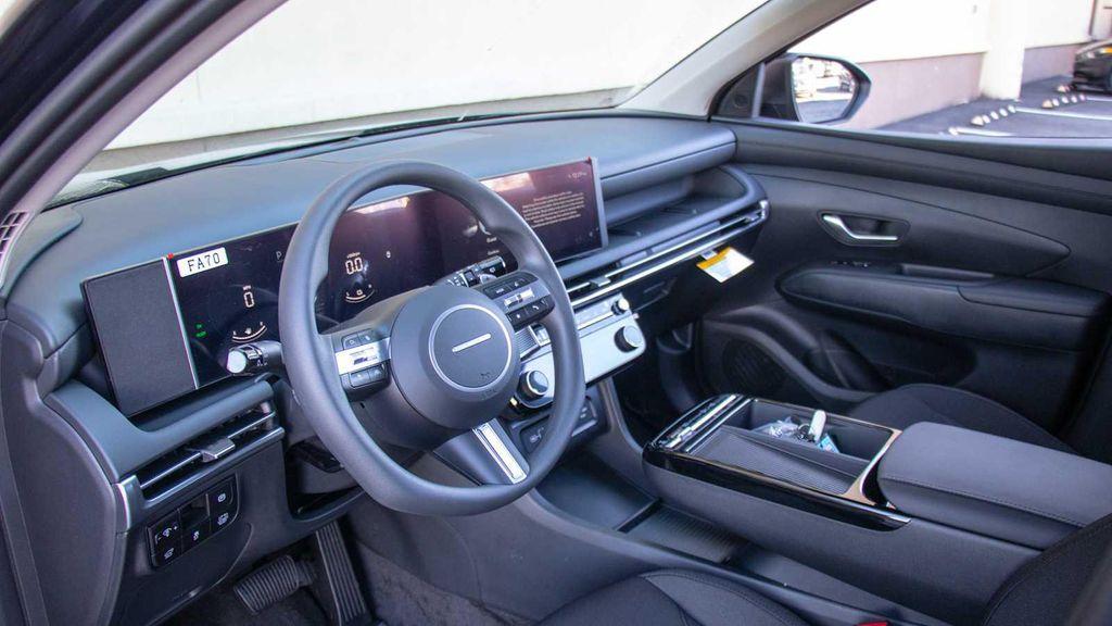 new 2026 Hyundai TUCSON Hybrid car, priced at $36,005