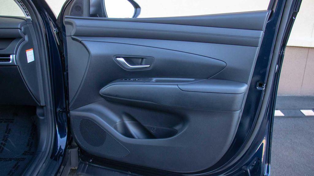 new 2026 Hyundai TUCSON Hybrid car, priced at $36,005