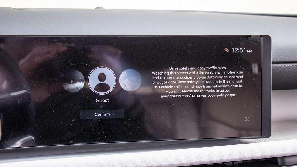 new 2026 Hyundai TUCSON Hybrid car