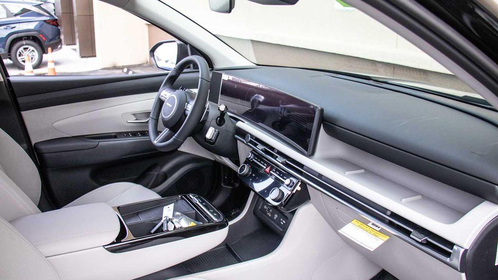 new 2026 Hyundai TUCSON Hybrid car