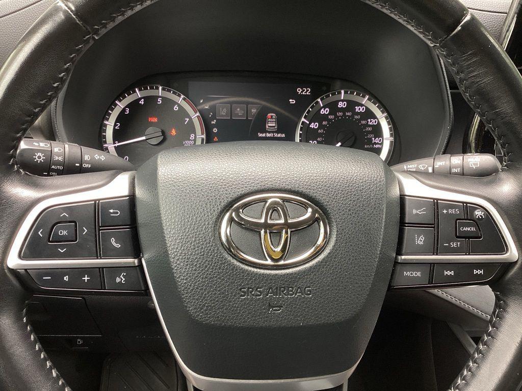 used 2023 Toyota Highlander car, priced at $31,786