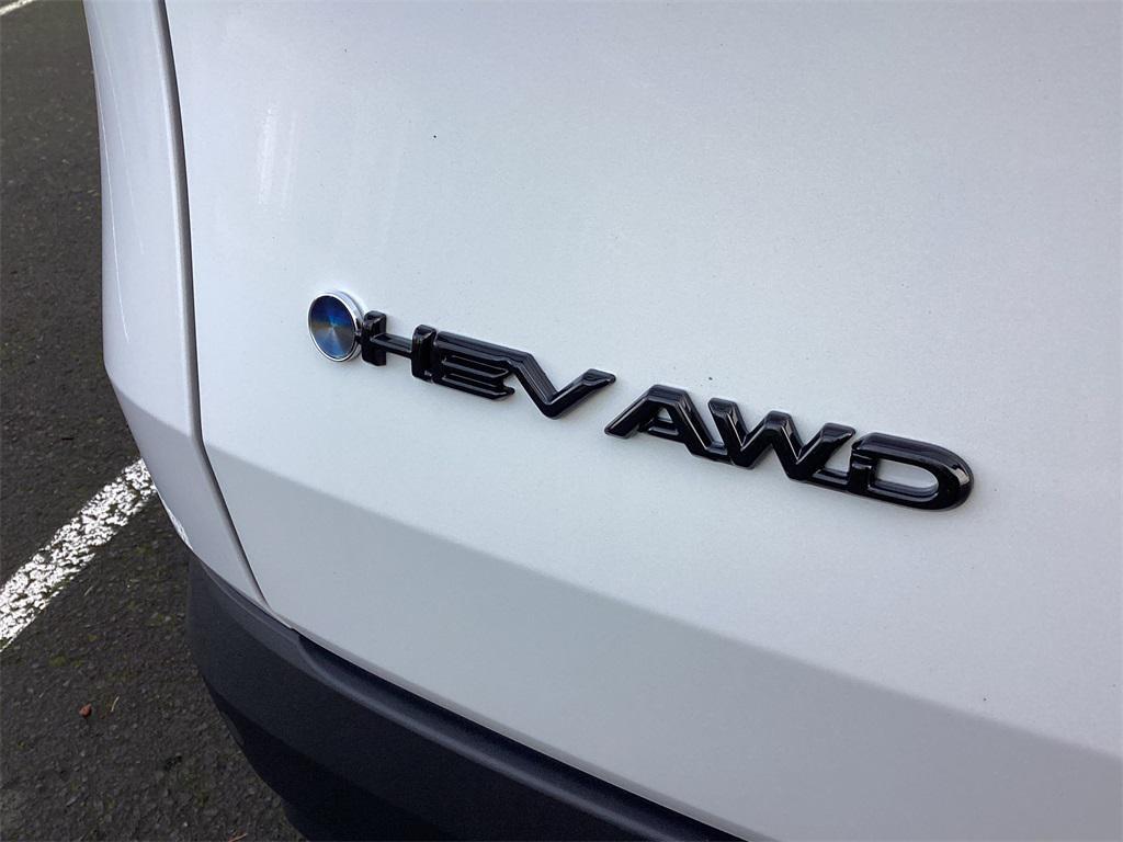 new 2026 Toyota Highlander Hybrid car, priced at $59,668