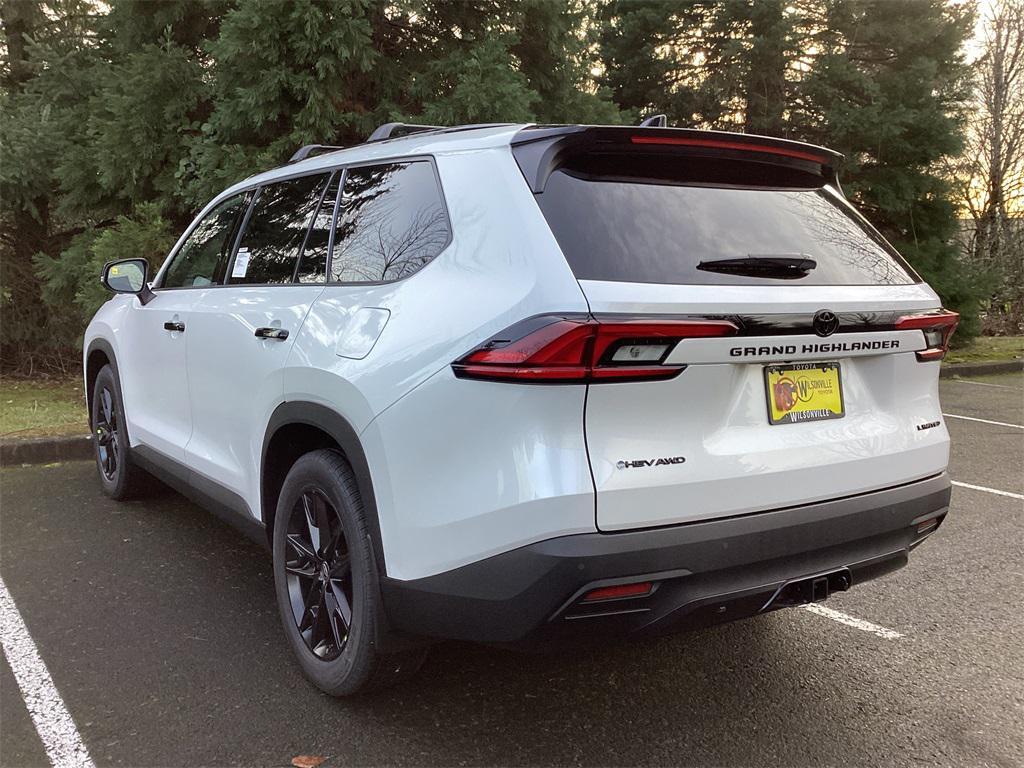 new 2026 Toyota Highlander Hybrid car, priced at $59,668