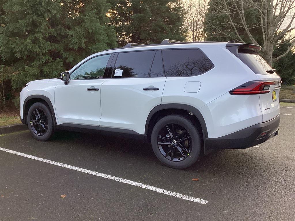 new 2026 Toyota Highlander Hybrid car, priced at $59,668