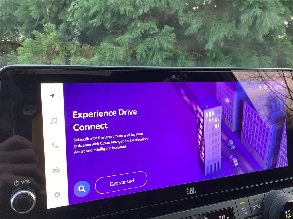 new 2026 Toyota Highlander Hybrid car, priced at $59,668