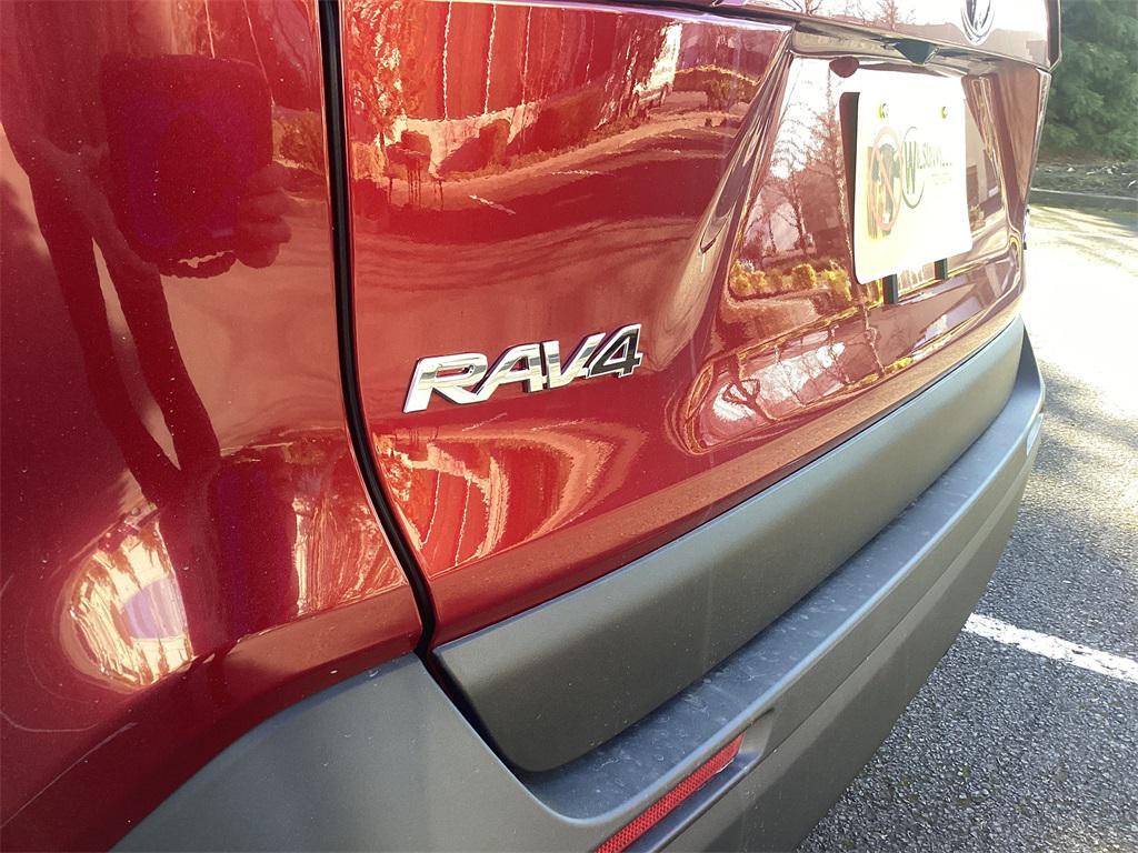 new 2025 Toyota RAV4 Hybrid car, priced at $39,648