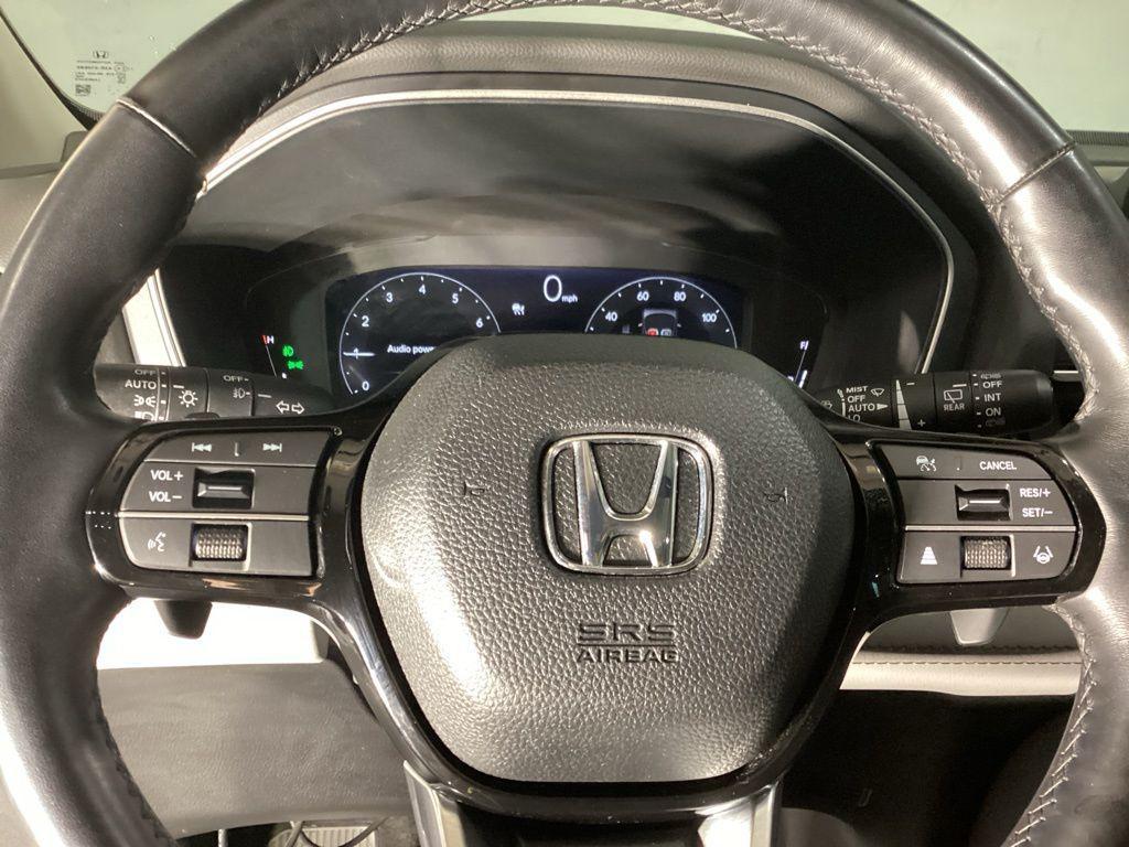 used 2023 Honda Pilot car, priced at $39,981