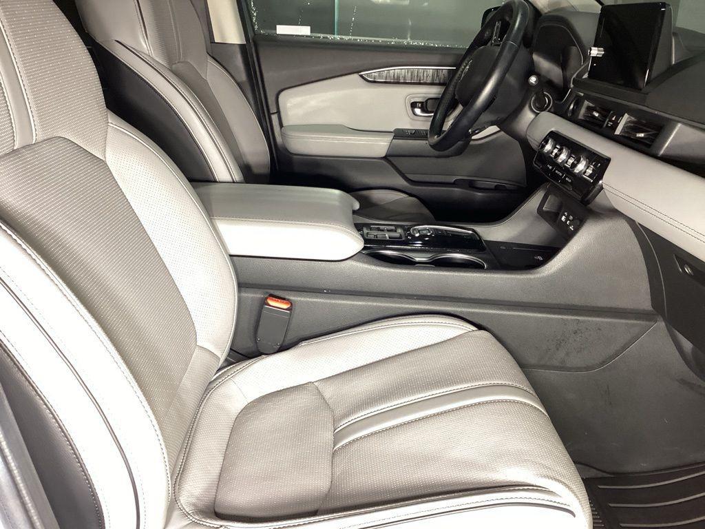 used 2023 Honda Pilot car, priced at $39,981