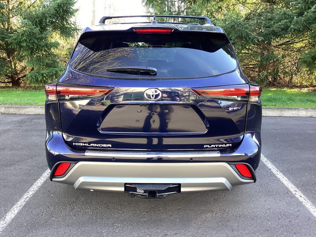 new 2026 Toyota Highlander Hybrid car, priced at $58,072
