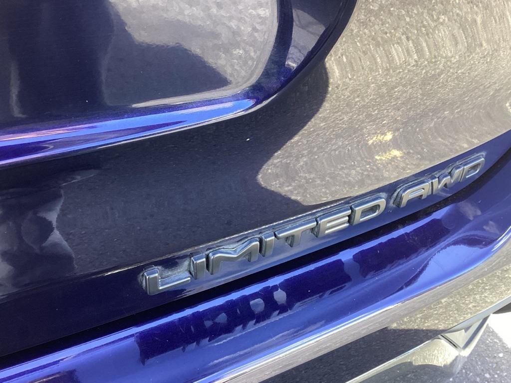 used 2024 Toyota Highlander car, priced at $43,981