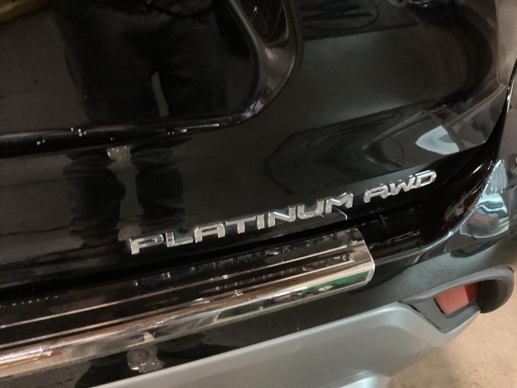 used 2022 Toyota Highlander car, priced at $40,829