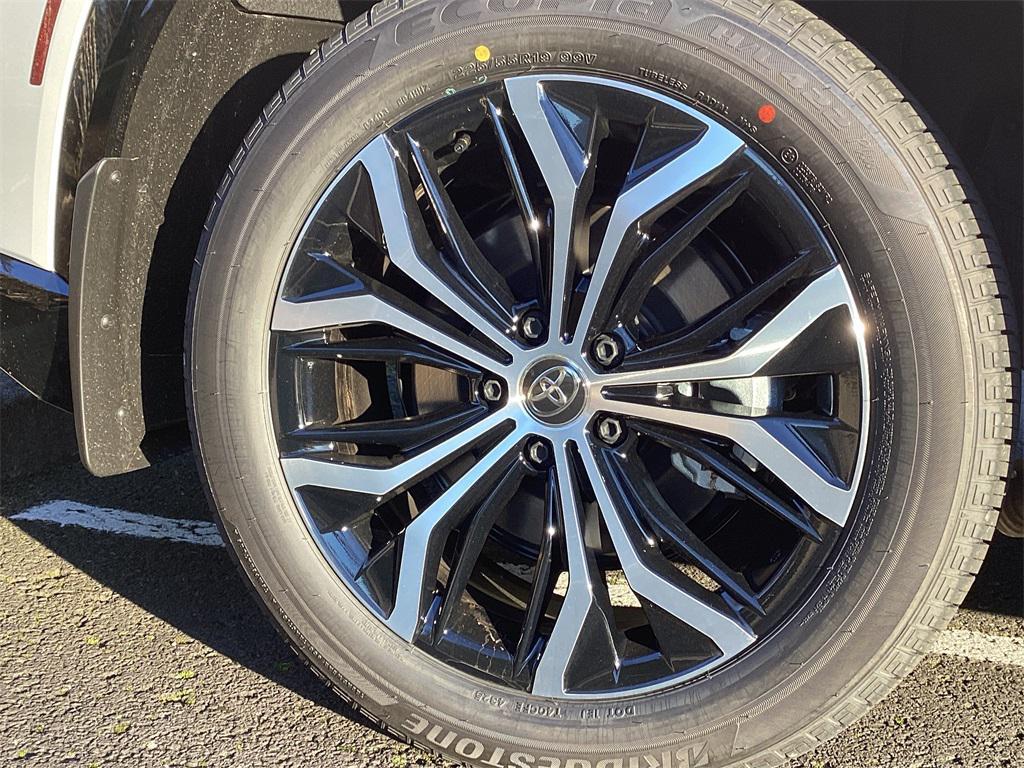 new 2026 Toyota Crown Signia car, priced at $48,509