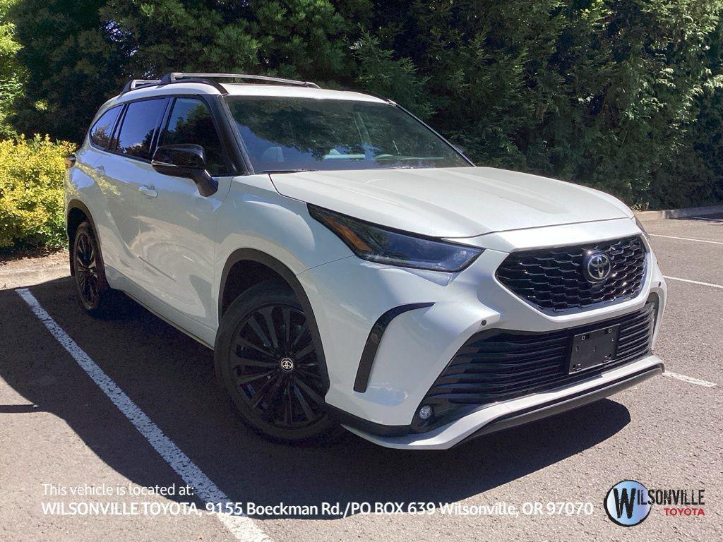 used 2024 Toyota Highlander car, priced at $44,186