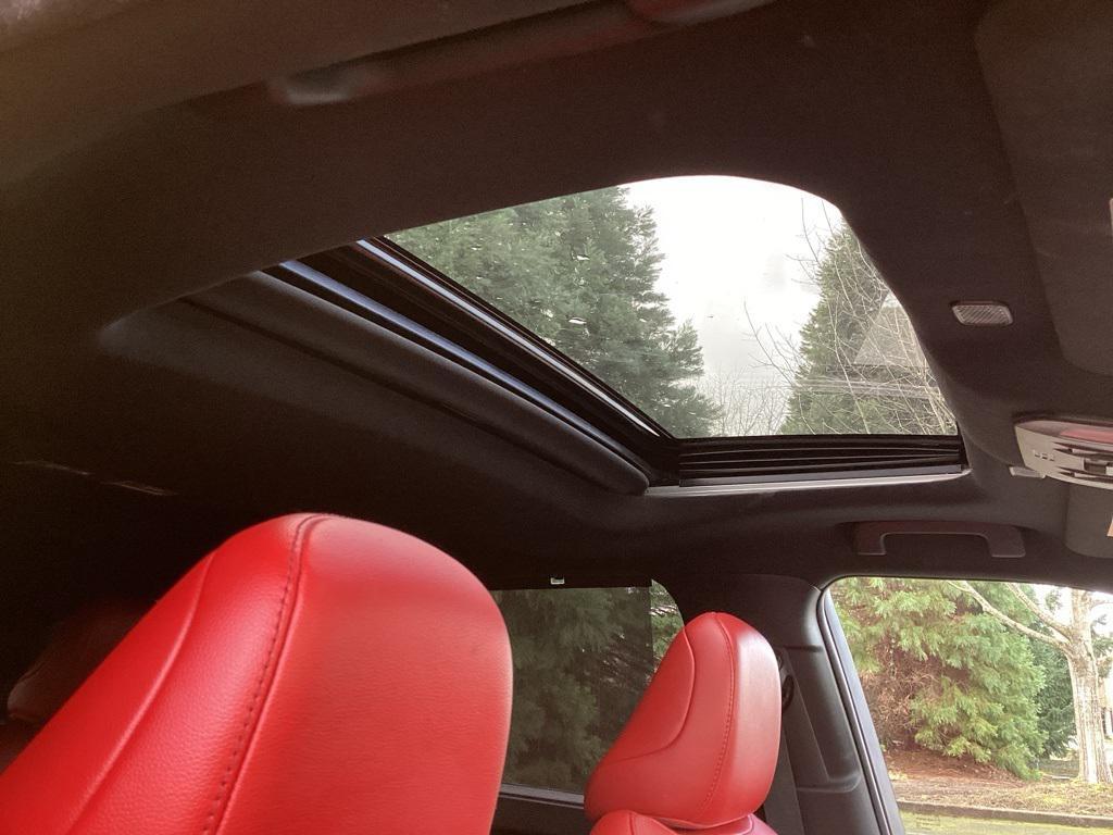 used 2023 Toyota Highlander car, priced at $36,392