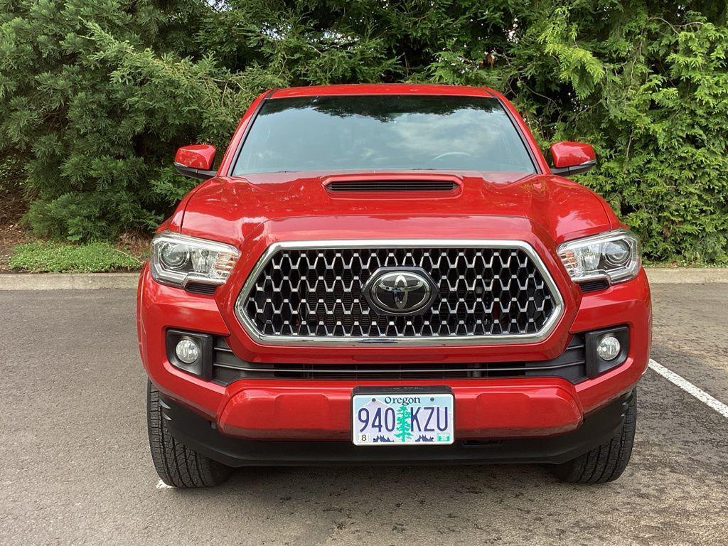 used 2018 Toyota Tacoma car, priced at $33,186