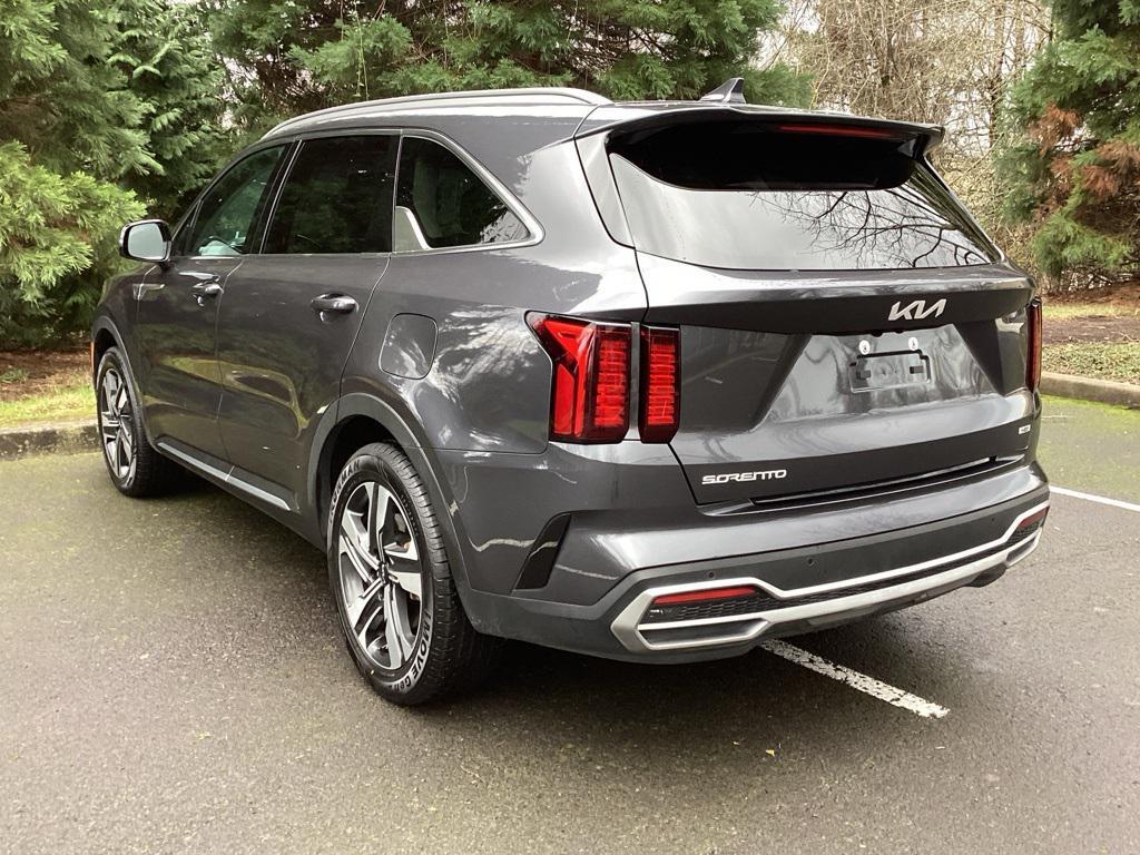 used 2023 Kia Sorento Hybrid car, priced at $29,633