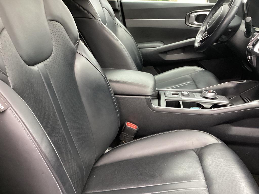 used 2023 Kia Sorento Hybrid car, priced at $29,633