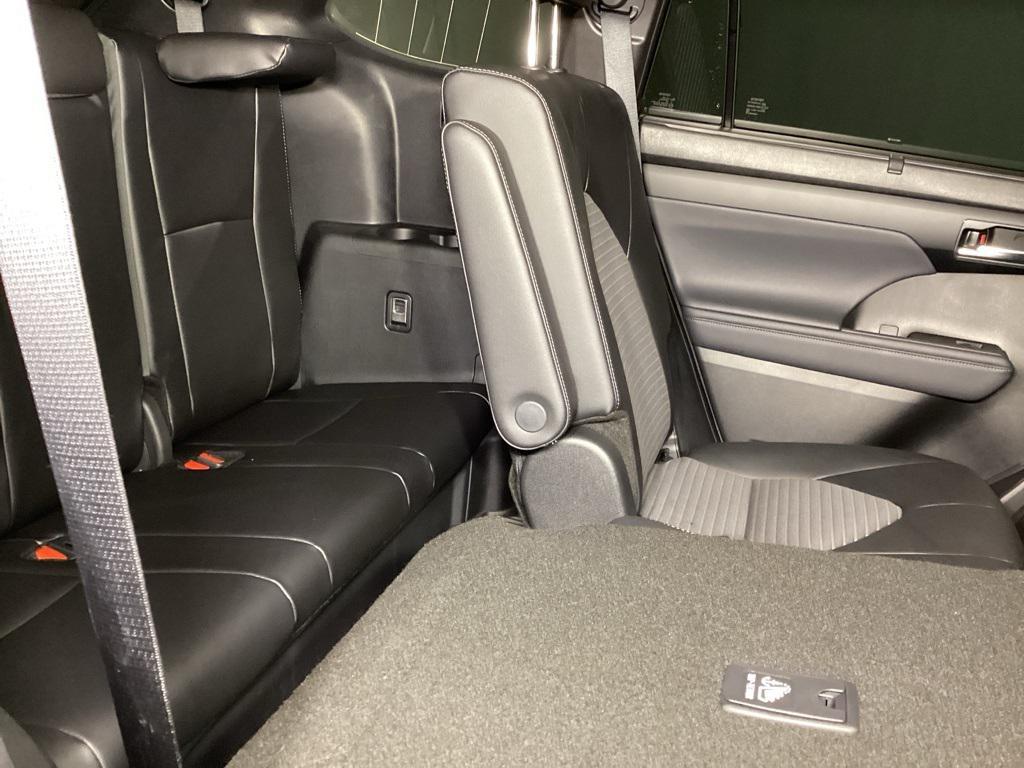 used 2026 Toyota Highlander car, priced at $48,974
