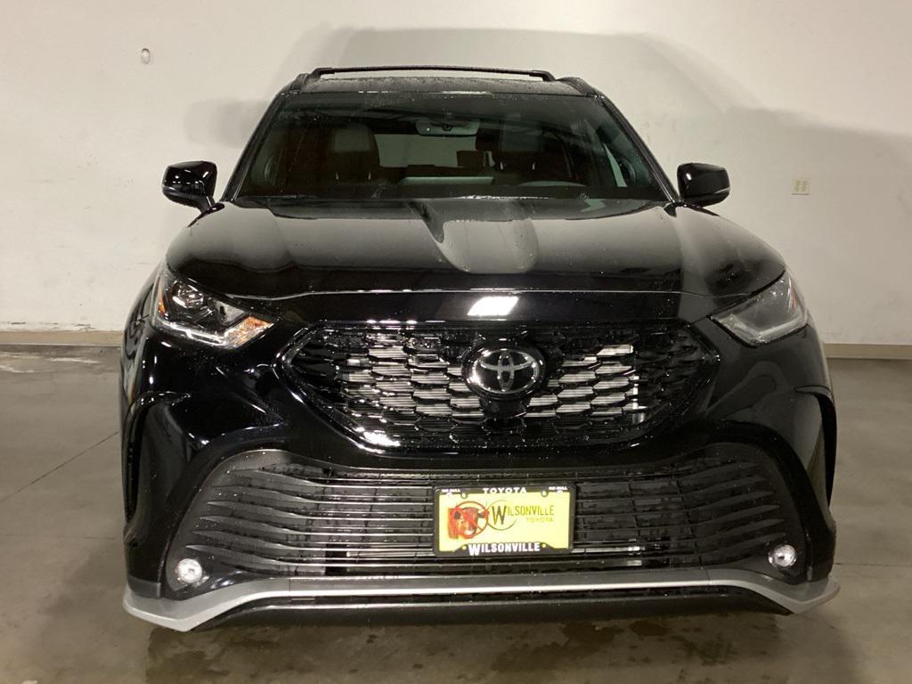 used 2026 Toyota Highlander car, priced at $48,974