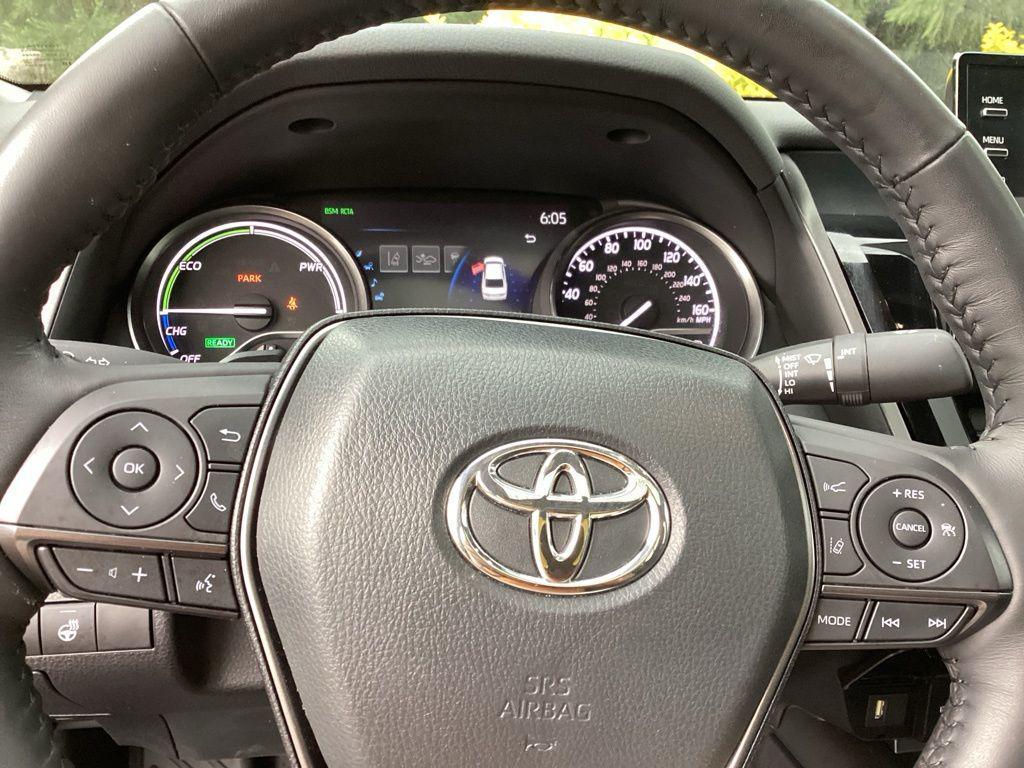used 2024 Toyota Camry Hybrid car, priced at $33,697
