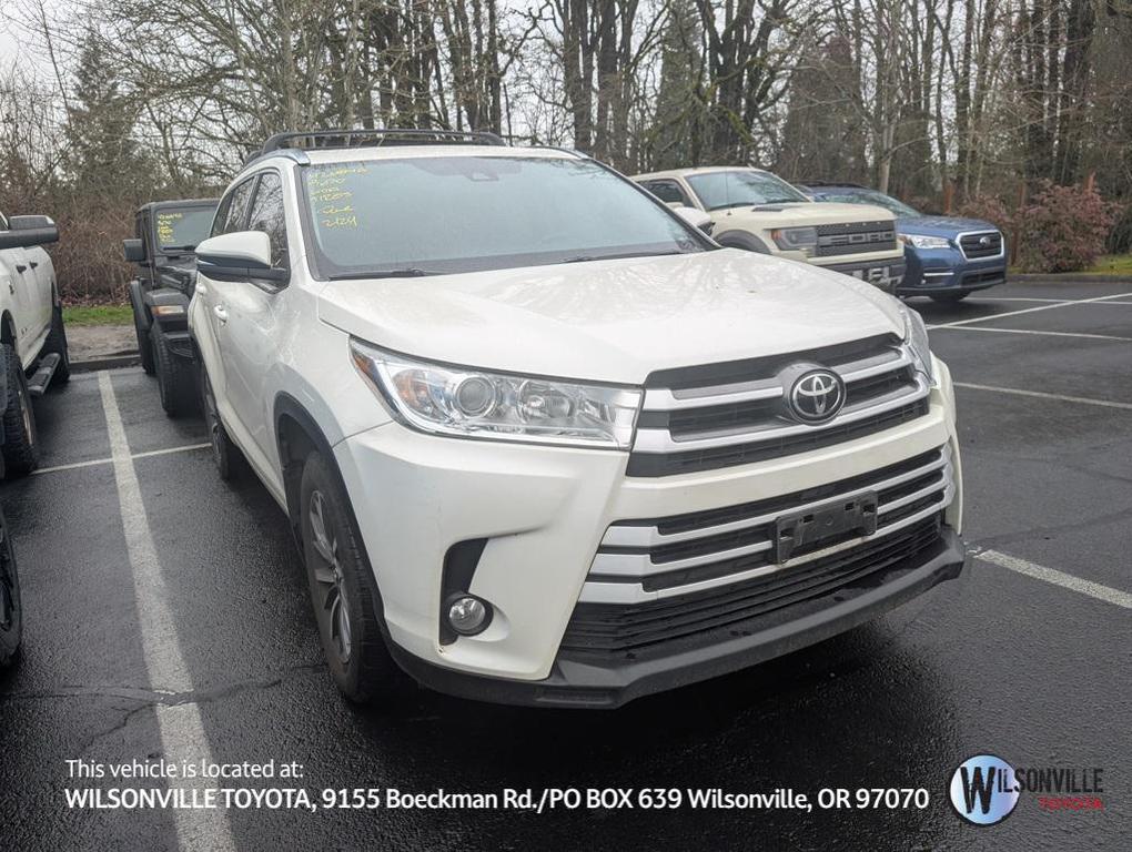 used 2017 Toyota Highlander car, priced at $26,981