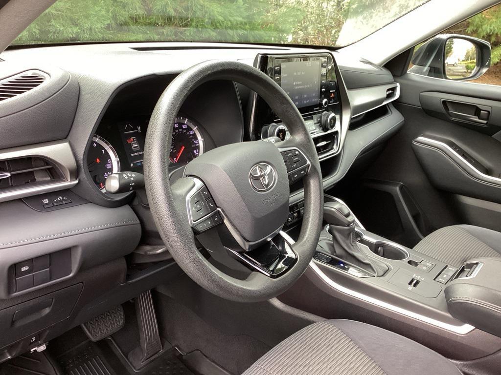 used 2021 Toyota Highlander car, priced at $21,984