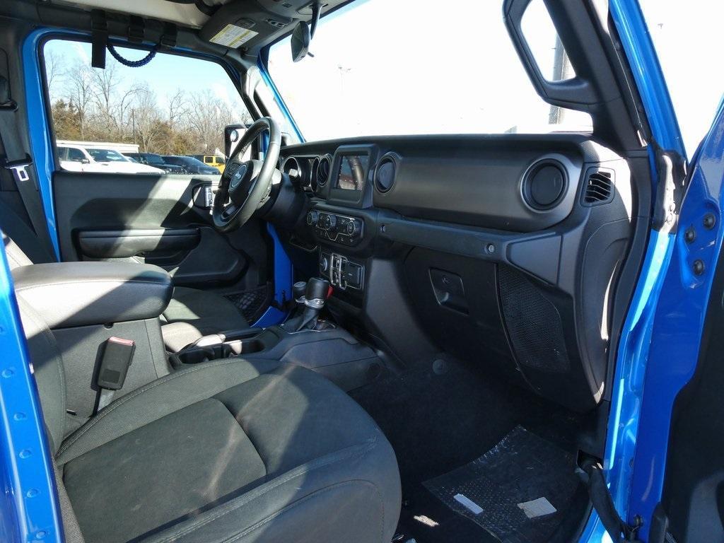 used 2021 Jeep Gladiator car, priced at $27,495