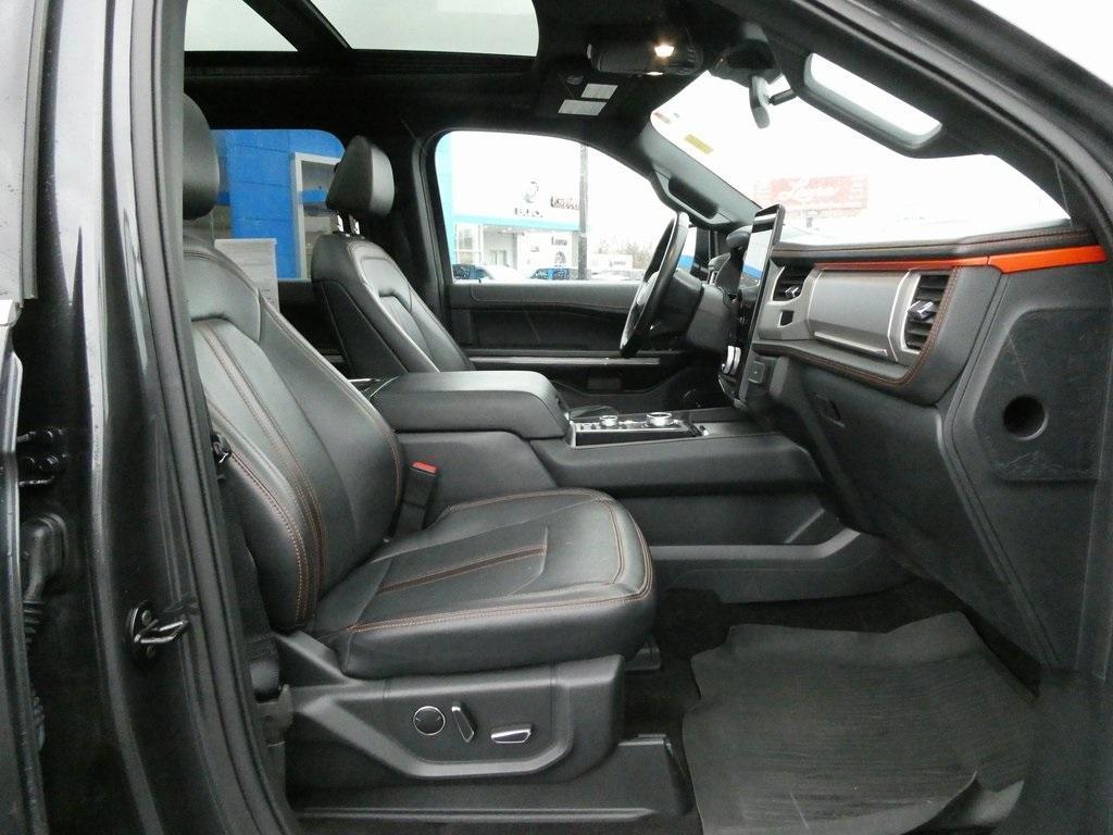 used 2023 Ford Expedition car, priced at $54,495